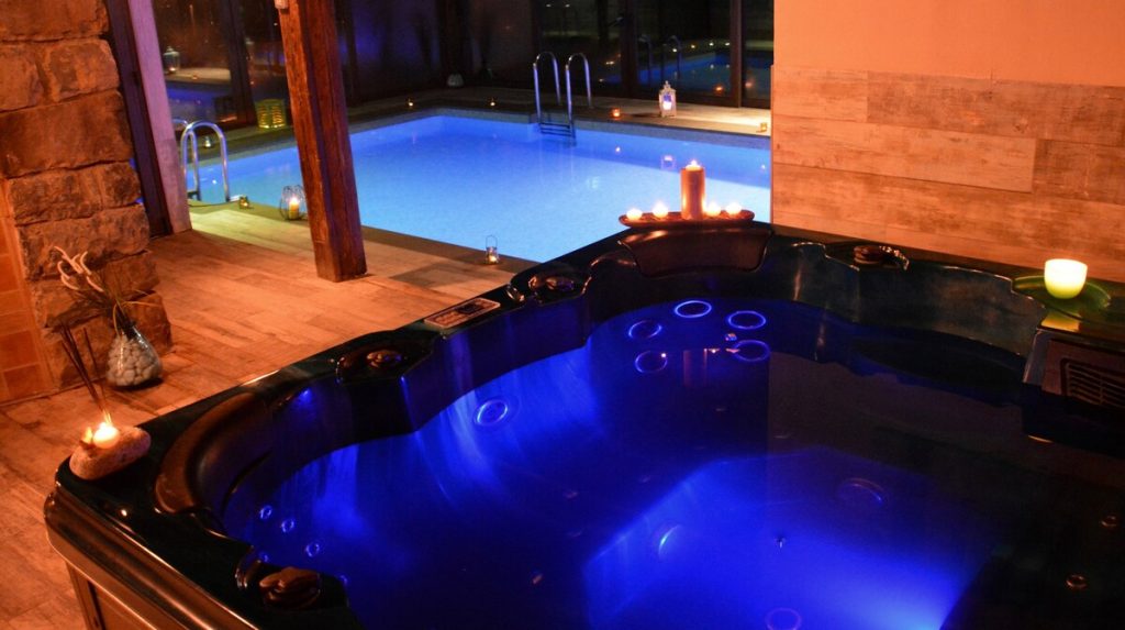 piscina-climatizada-airbnb-cantabria